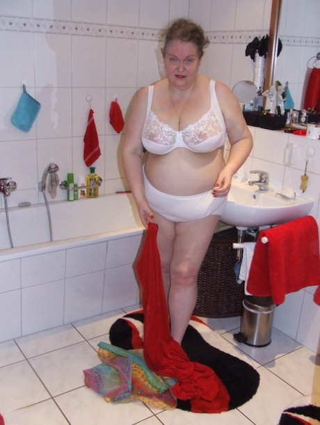big ass teen guzzles jizz nice image
