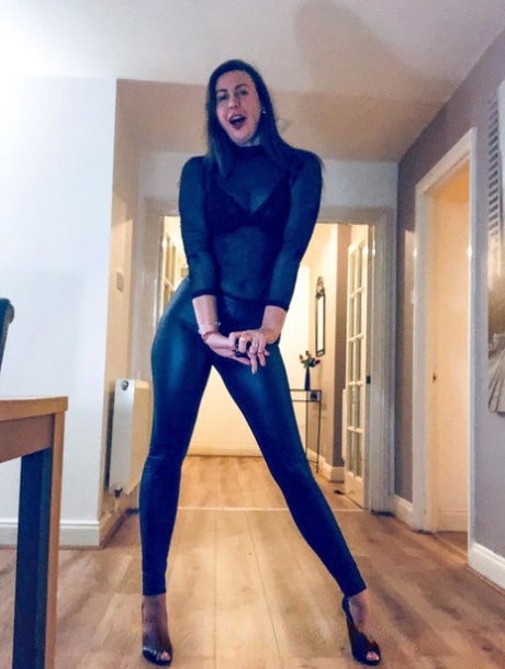 hot curvy models art naked pic