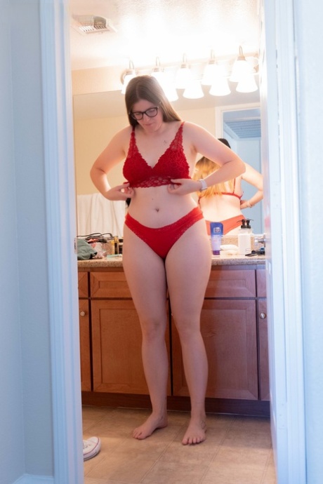 fat mature mom and her son sexy nude photo