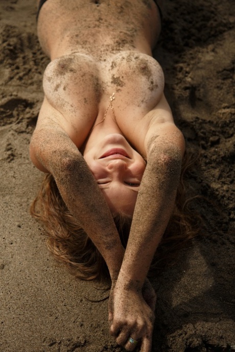 fat women wrestling free naked gallery