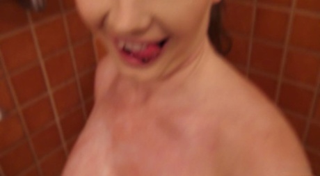 my friend hot bbw mom naked pic