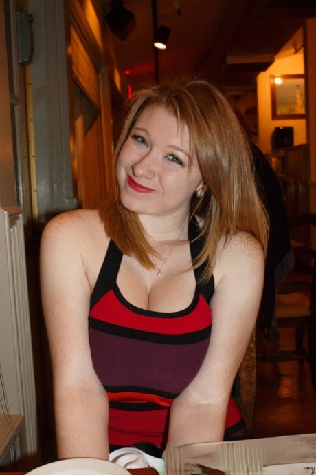 thick curvy blond art naked img