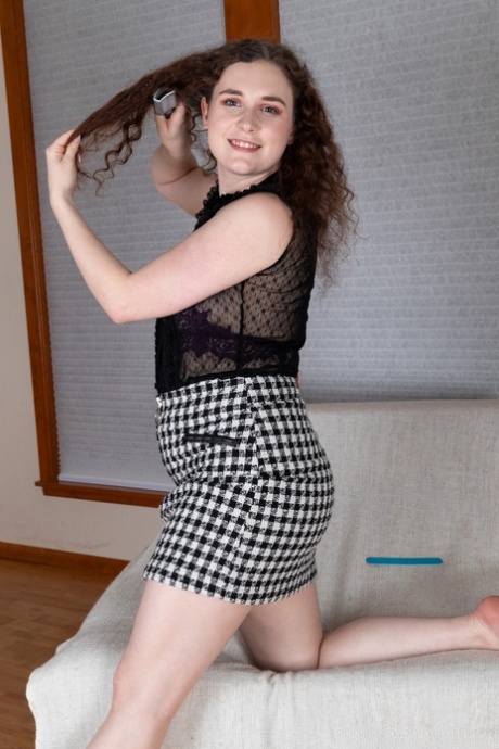 fat blonde female anna kay masturbating in sport socks top archive
