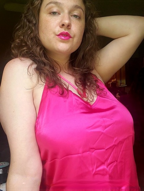 busty blonde bbw stockings naked pics