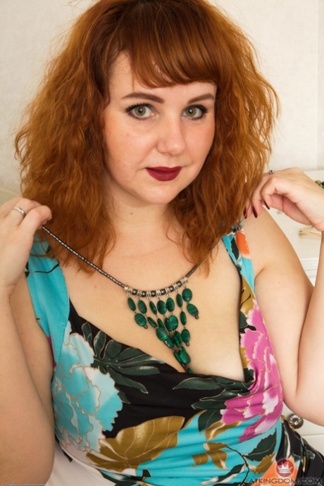dolly arafat big tits porn photo