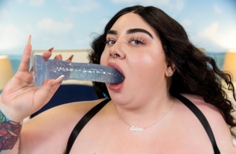 fat chick fist fucked erotic gallery