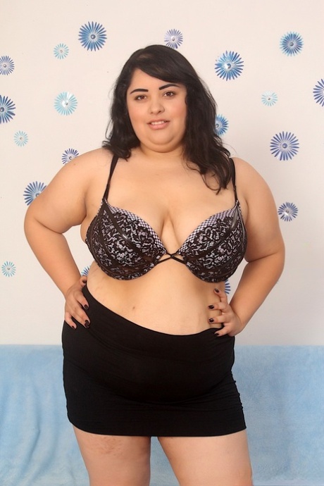 fat rod in her tight vagina sexy nudes img