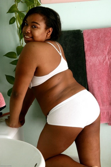 big booty walking n panties hd images