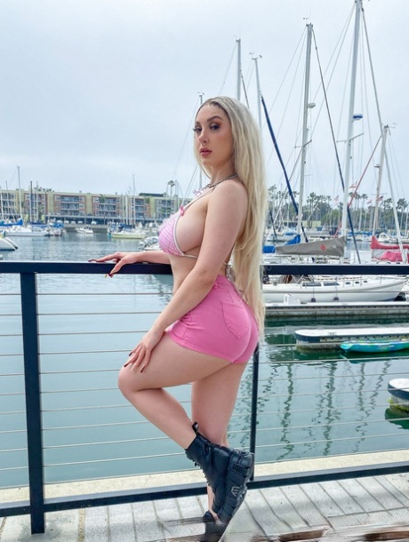 fat pyssy sexy nudes pics