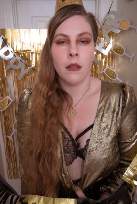 mature busty plump hairy momen xxx pic