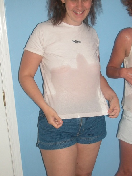 chubby teen solo squirt free photo