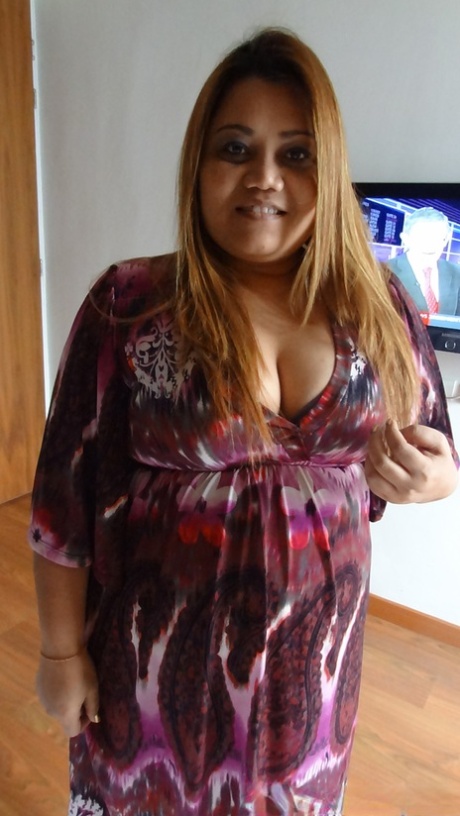 fat actresses erotic pictures
