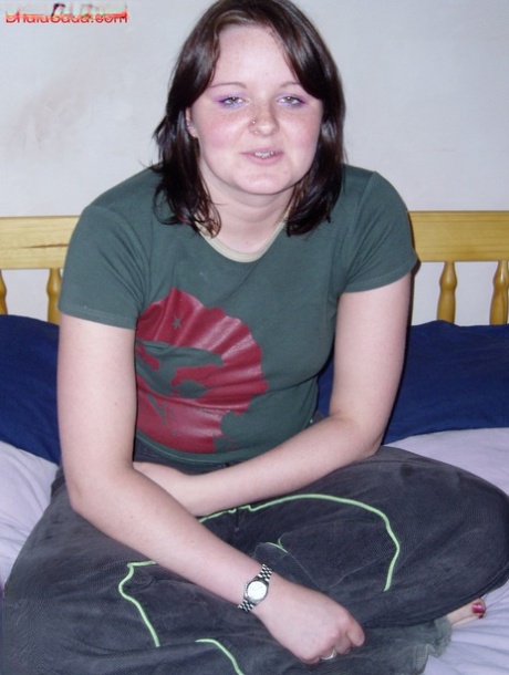 chubby girl gets fucked hard adult pic