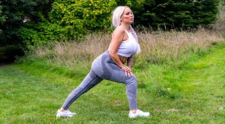 pegging bbw mistress free nude photo