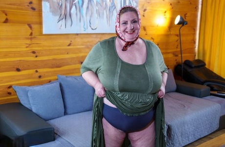 bbw home hot nude pictures