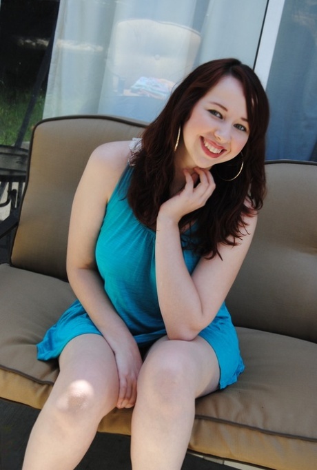 thick brunette bbc nude photo