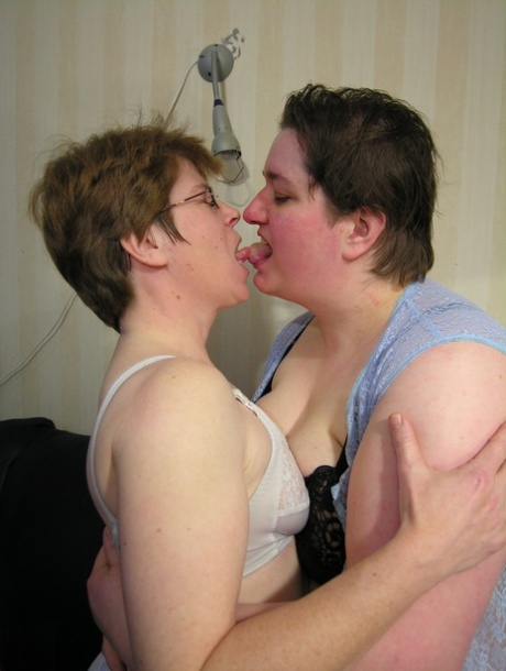 thick babysitter beautiful porn photos