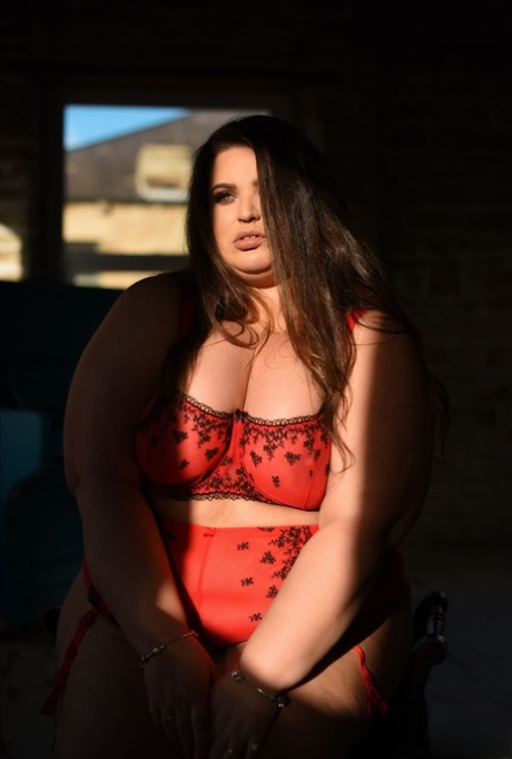fat white girls flashing tits hot xxx pics