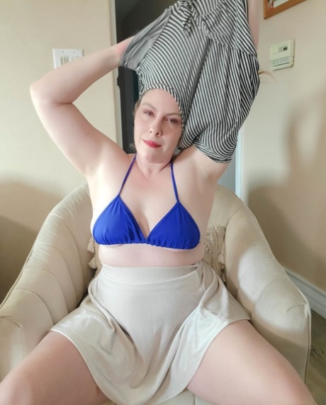 fat cheating wife enjoying interracial oral sex pornographic pic