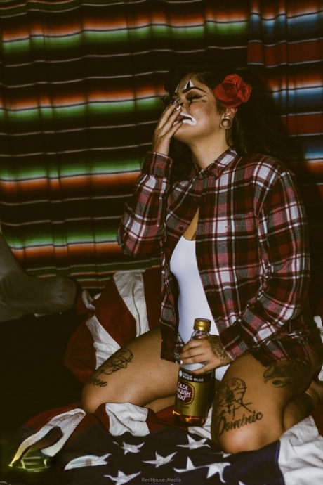 artistic voluptuous nudes older hot nude pictures