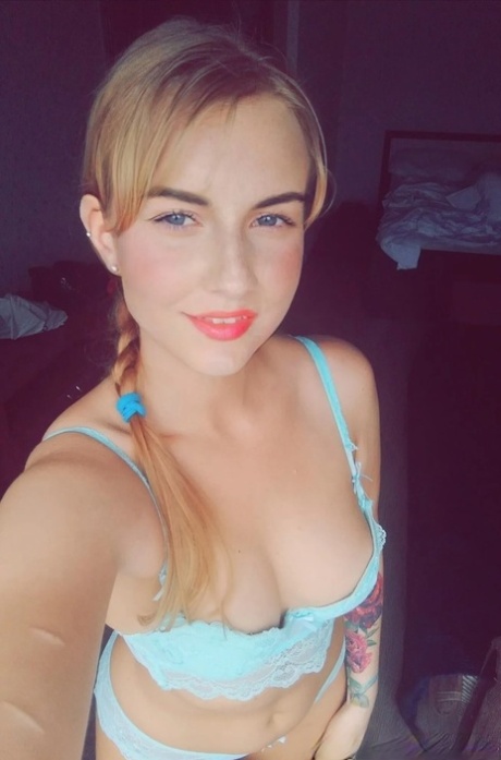 chubby german girl mia bitch gets fucked by an old man hot pic