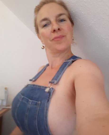 curvy mature wife tan lines beautiful xxx picture