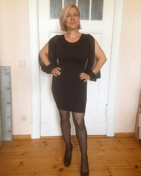 chubby mommy threesom slutload beautiful nude photos