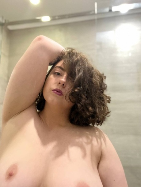 thick asshole sexy nudes gallery