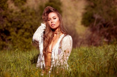 curvy natural amateur wife nude archive