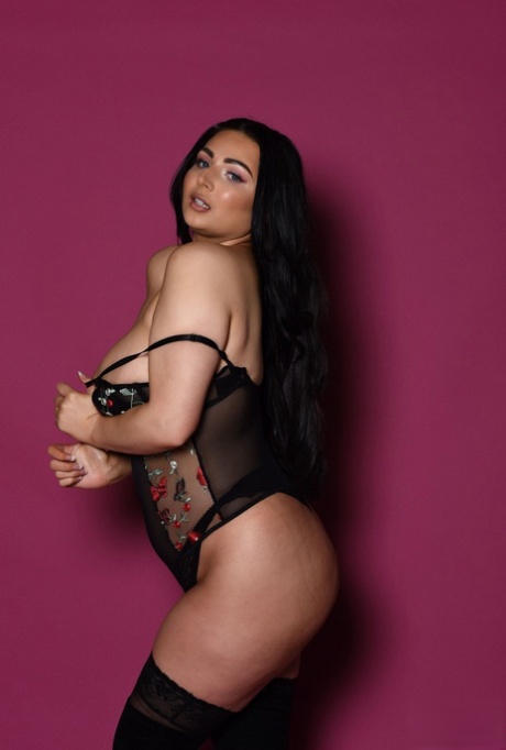 bbw cellulite thighs sexy image