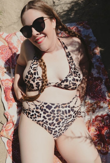 flat chested bbw teen beautiful naked img