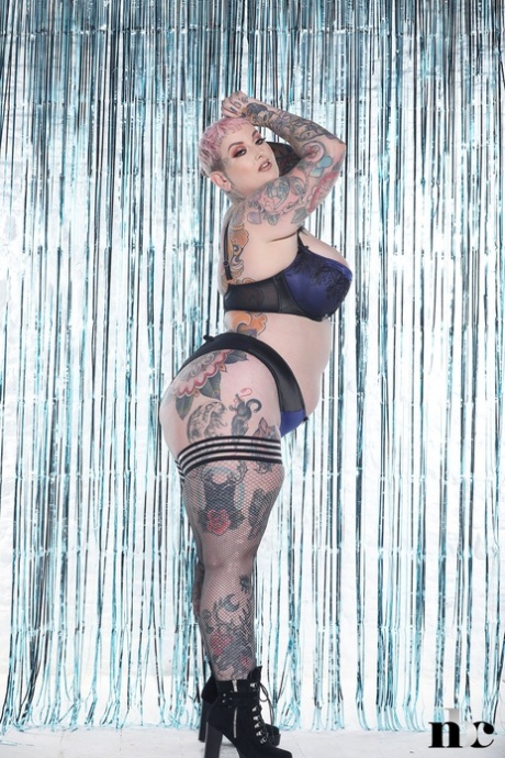 bbw granny in lingerie free sex pictures