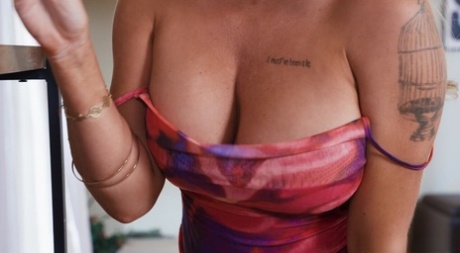 plumpers and bw busty brunette bbw carmen carlos has porn images