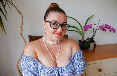 big booty boobs stepmom sex pics