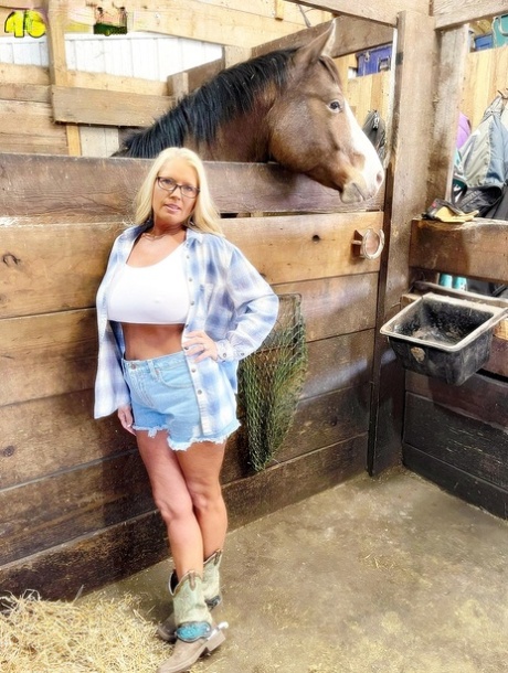 big asses wearing thongs hot sexy image