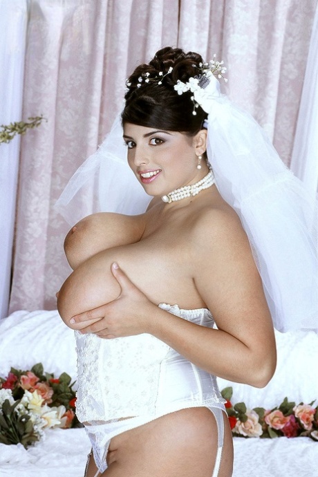 bang bbw ass enjoys racy hot images