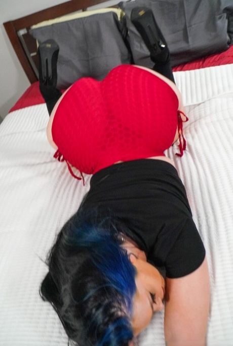 perfect bodys lezbians big ass free xxx pic