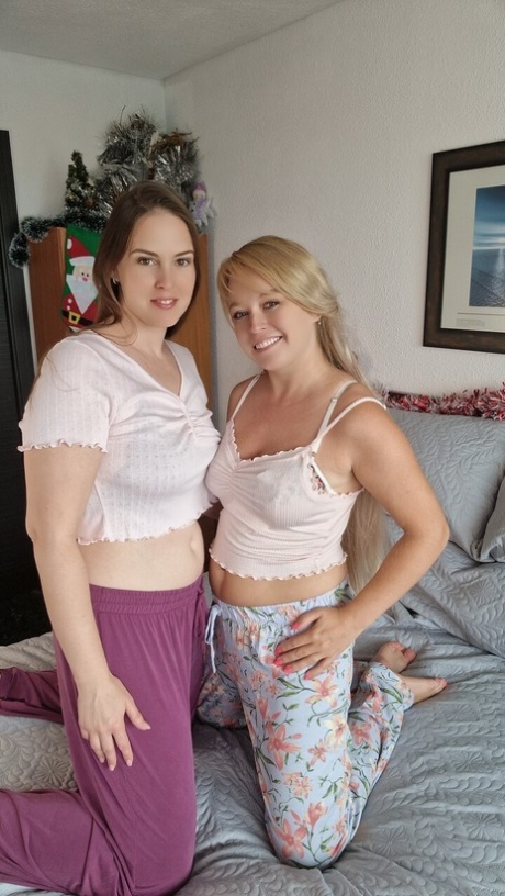 two crazy fat lesbians pussy and tits free xxx images