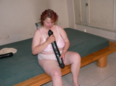 sleeping sister fuck fat dik adult photos