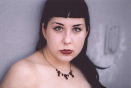 bbw ts head naked gallery