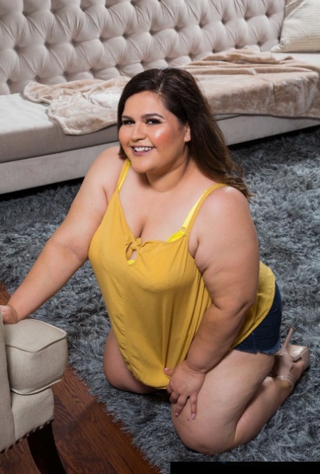 fat thighs women perfect image